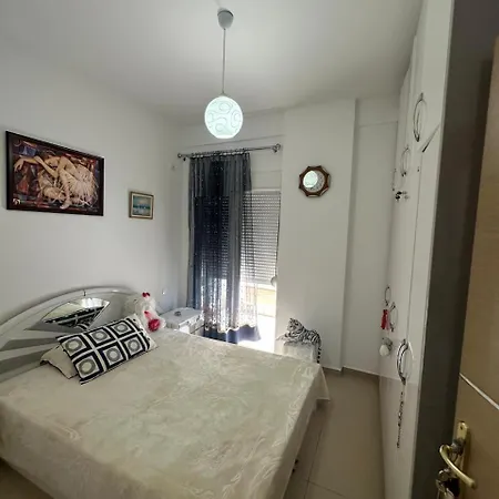 Luxuri Jimmy Sarande